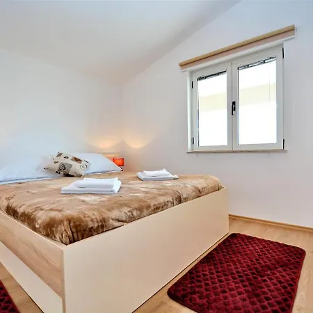 Allegro Apartment Sukosan