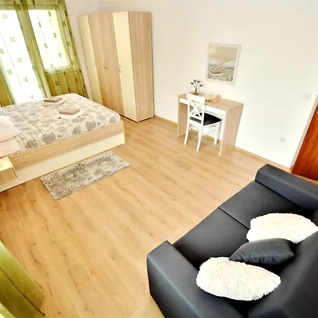 Allegro Apartment Sukosan