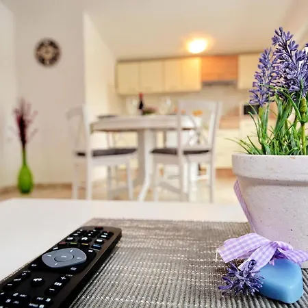 Allegro Apartment Sukosan