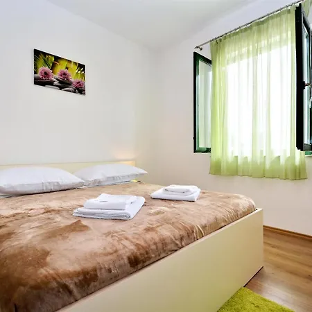 Apartment Allegro Sukosan