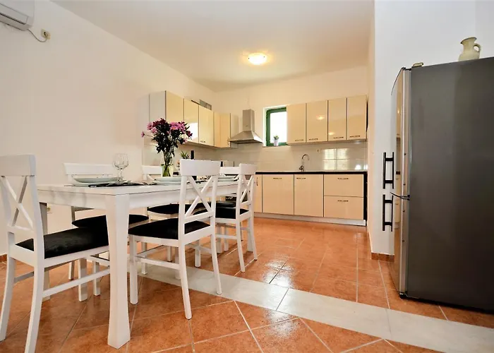 Apartamento Allegro Sukošan