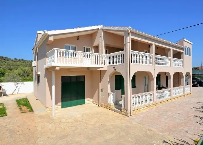 Apartamento Allegro Sukošan